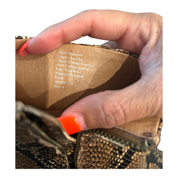 MADEWELL Fiona Boot in Snake Embossed Brown Leather Size 6 COLOR: WOOD ASH MULTI - Picture 9 of 9